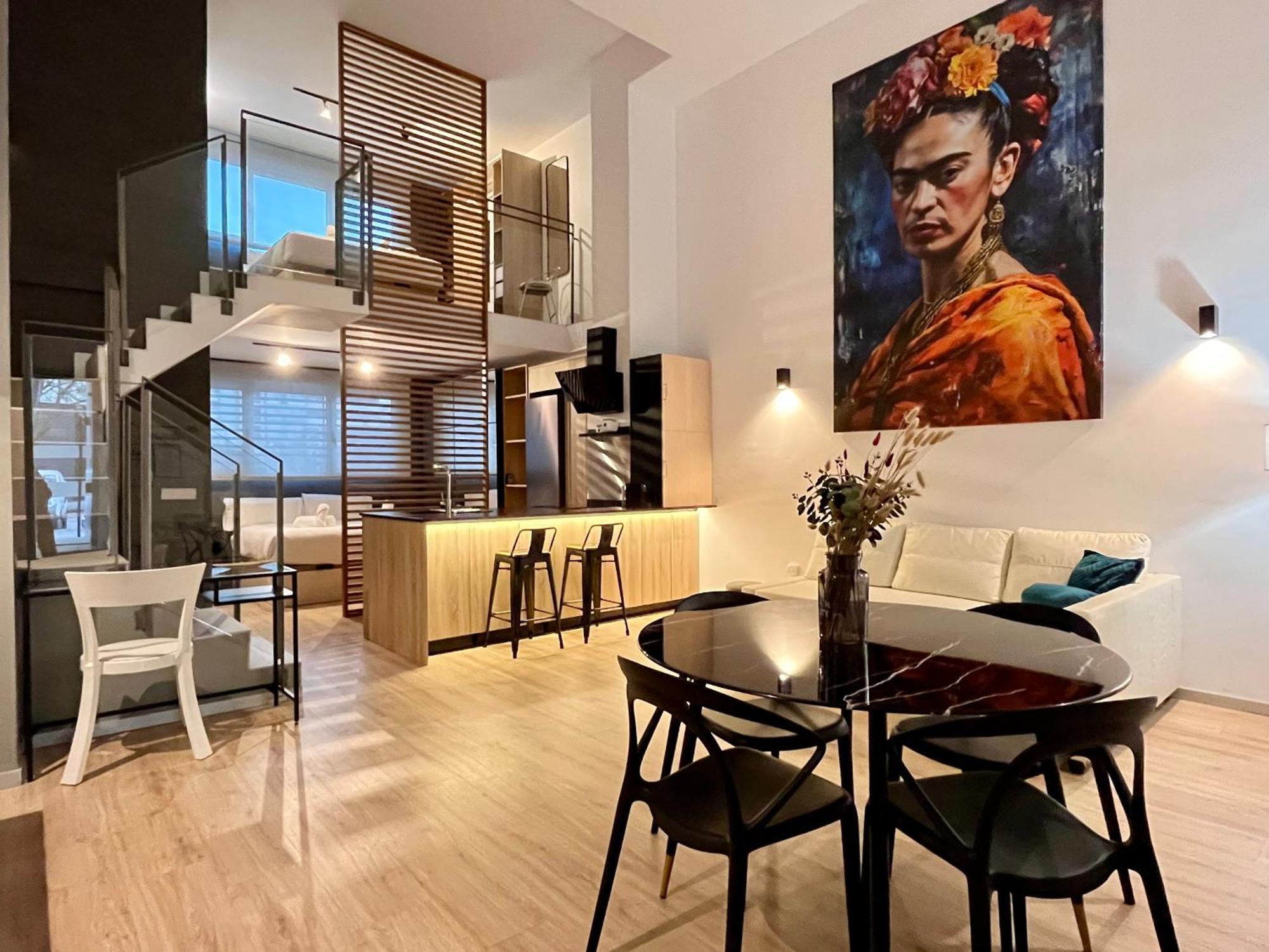Appartamento Werentvlc - Amazing Duplex Loft 2 Bdrm Valenza Esterno foto