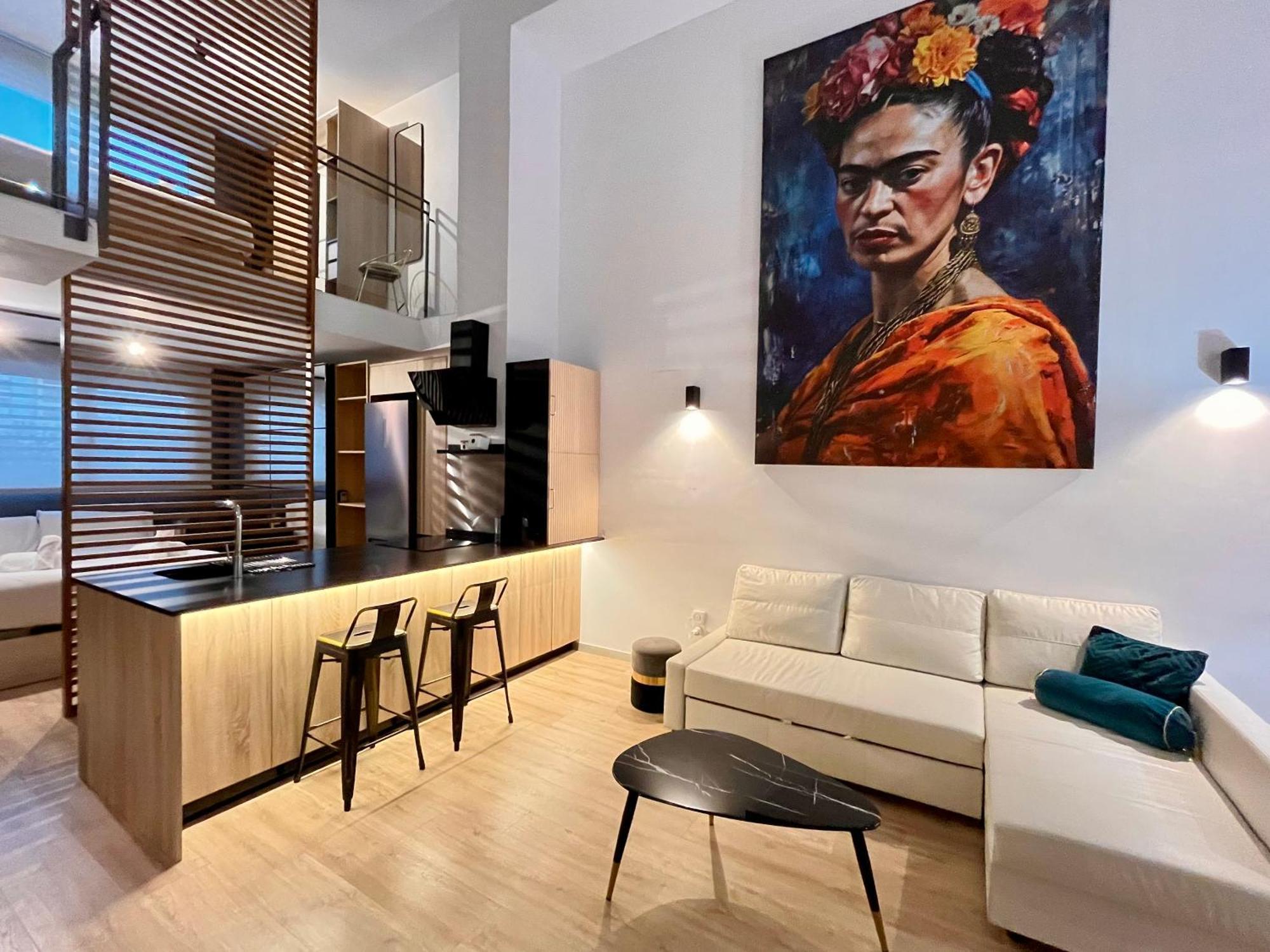 Appartamento Werentvlc - Amazing Duplex Loft 2 Bdrm Valenza Esterno foto